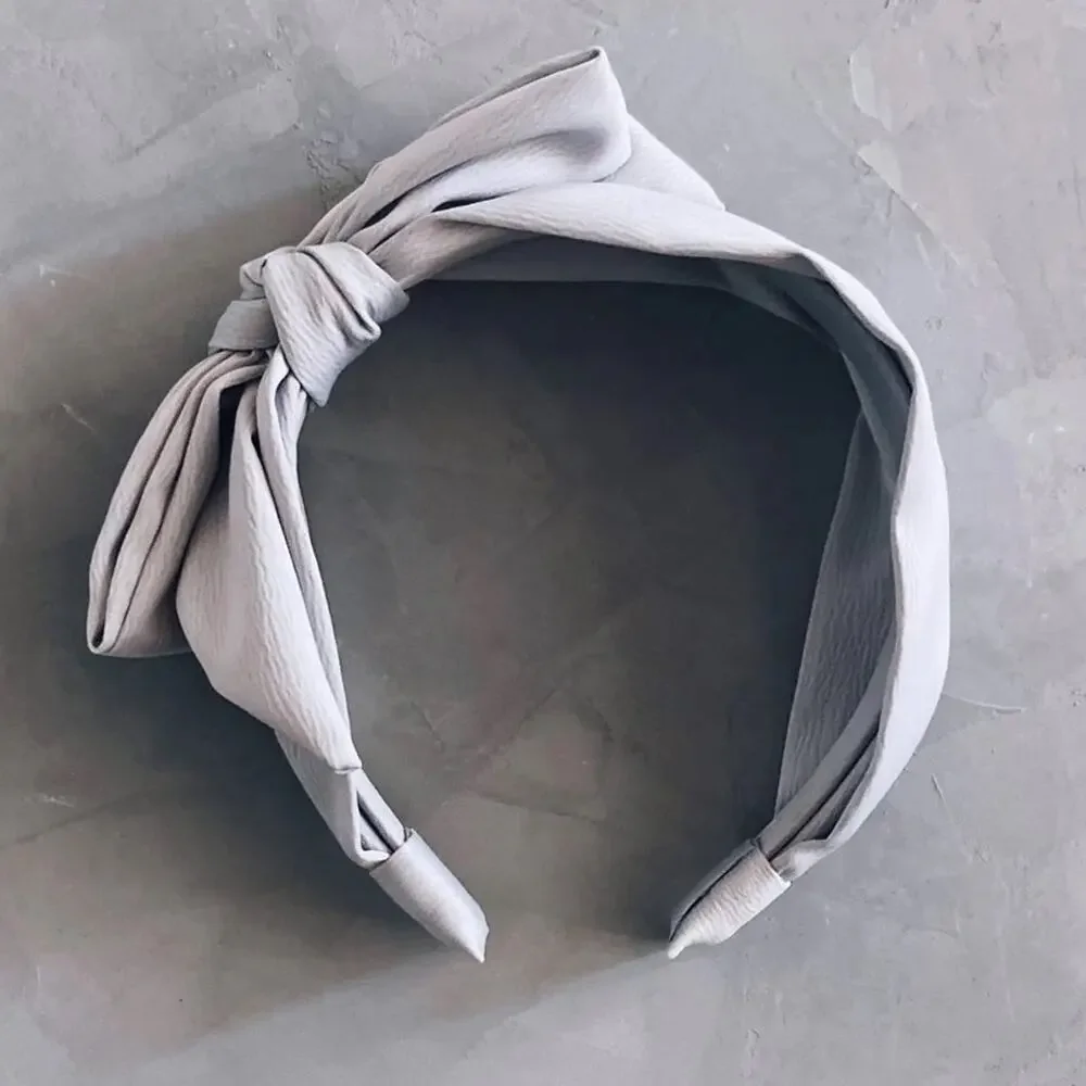 ⭐PICK 3/$15 Kristin Ess Satin Headband - Vintage Blue